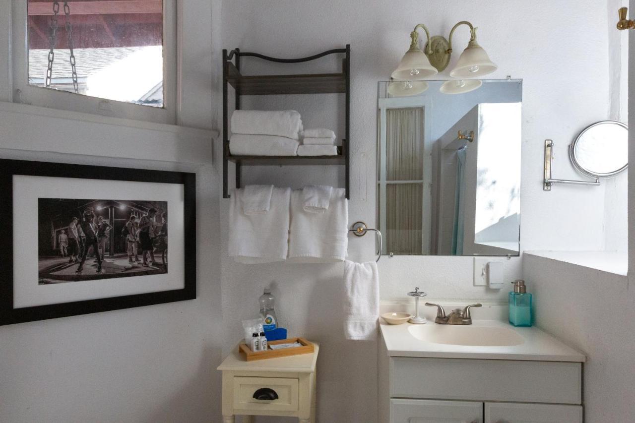 The Blue60 Marigny Inn ニューオーリンズ エクステリア 写真